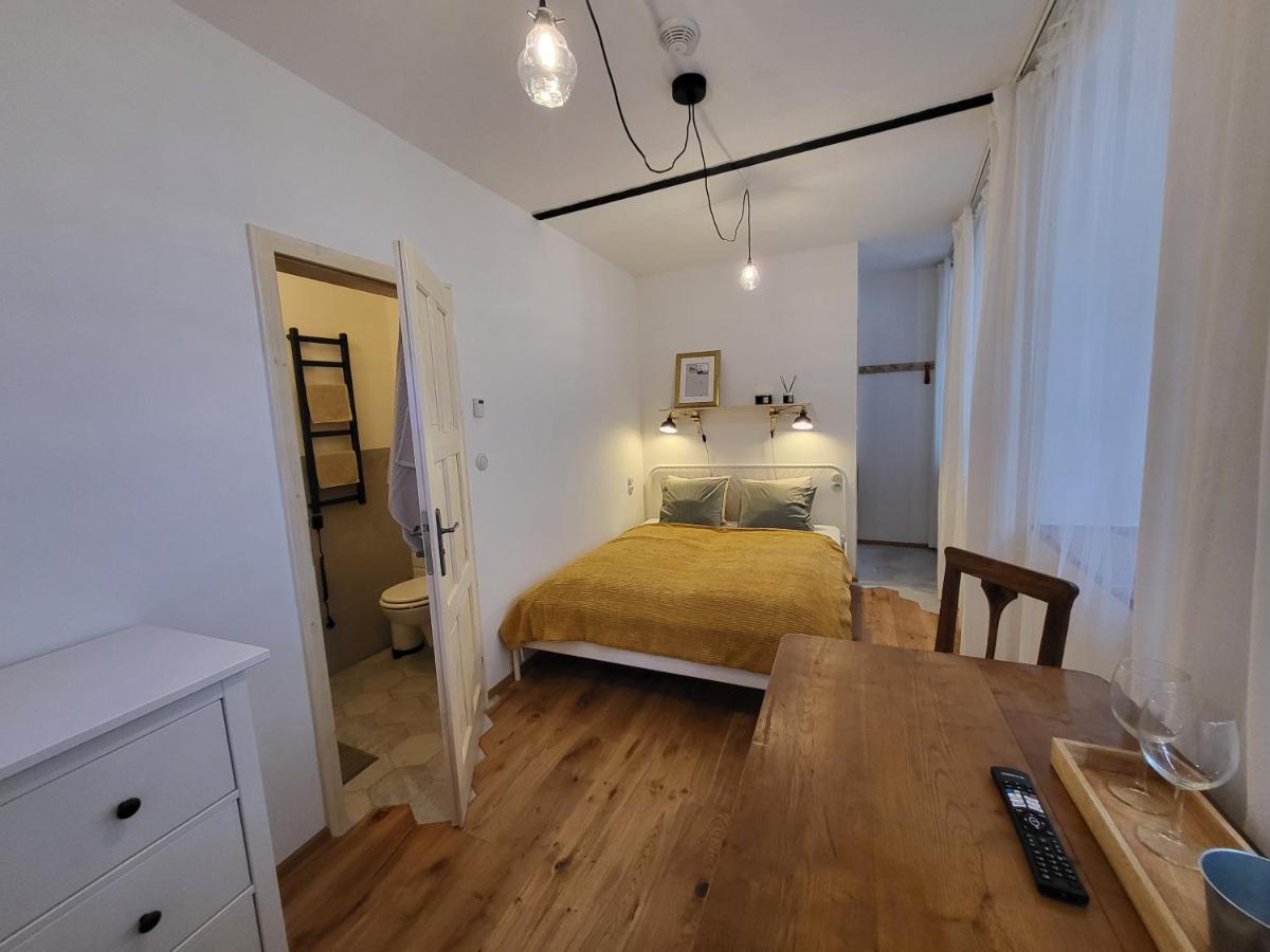 Only Apartments Jindrichuv Hradec Exterior photo